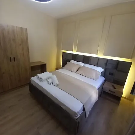 Erik Rooms Tirana Exterior photo