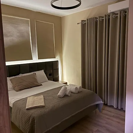 Erik Rooms Tirana Exterior photo