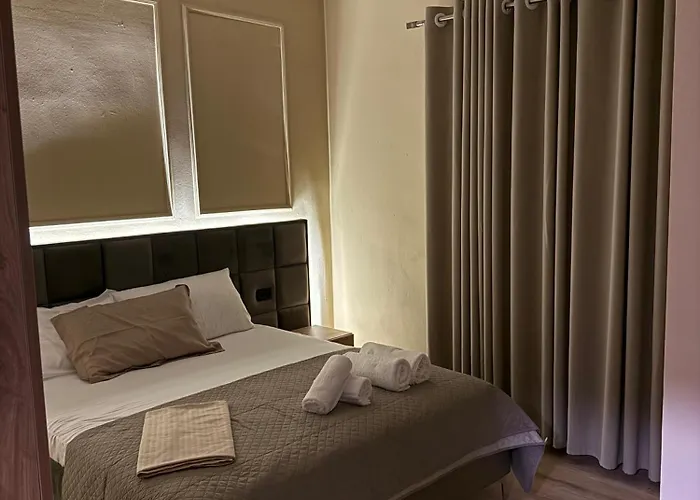 Erik Rooms